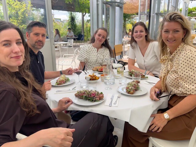 Lunch met het team bij Clementine